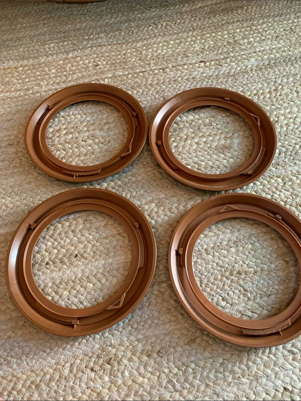 Set of 4 Vintage Van Hygan & Smythe 8” Plate Frames “The Hampshire”